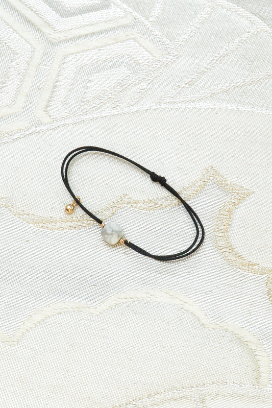 Otohime 乙姫 (Howlite)