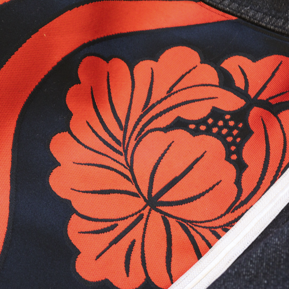 Tomoé - Aka Tatewaku – Image 4